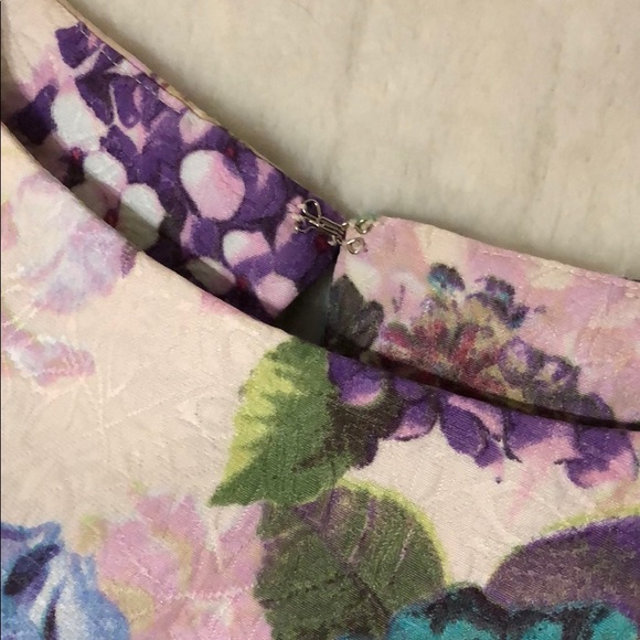 Danny & Nicole Flowered Dress absolutely beautiful - Picture 11 of 16